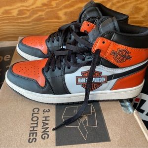 SZ 8 Women’s Harley Davidson Custom Hi-top Sneakers